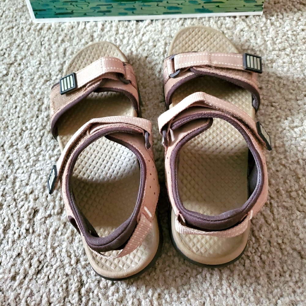 Velcro outdoor sandals